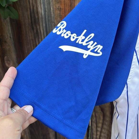 NWT Cooperstown Collection Dodgers Button Down Jersey Size L. - Picture 13 of 17